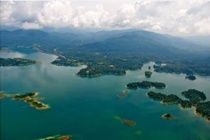 كُوالا تيرينغانو Lake Kenyir Resort المظهر الخارجي الصورة